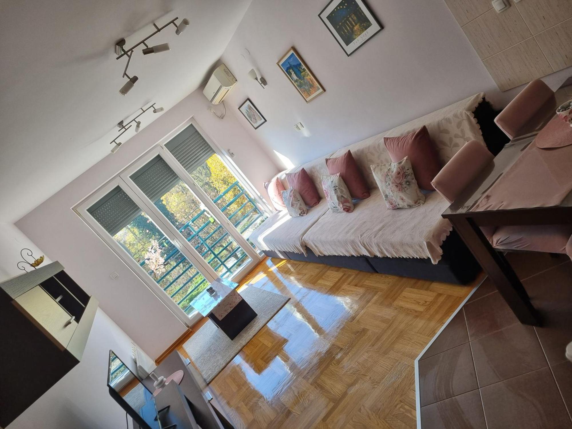 Studio Apartman Zvezdana Noc Врнячка-Баня Экстерьер фото